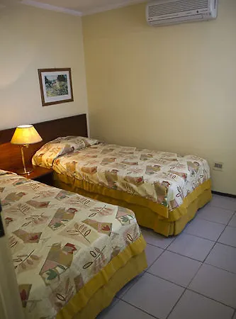 Hotel Spazzio 4*