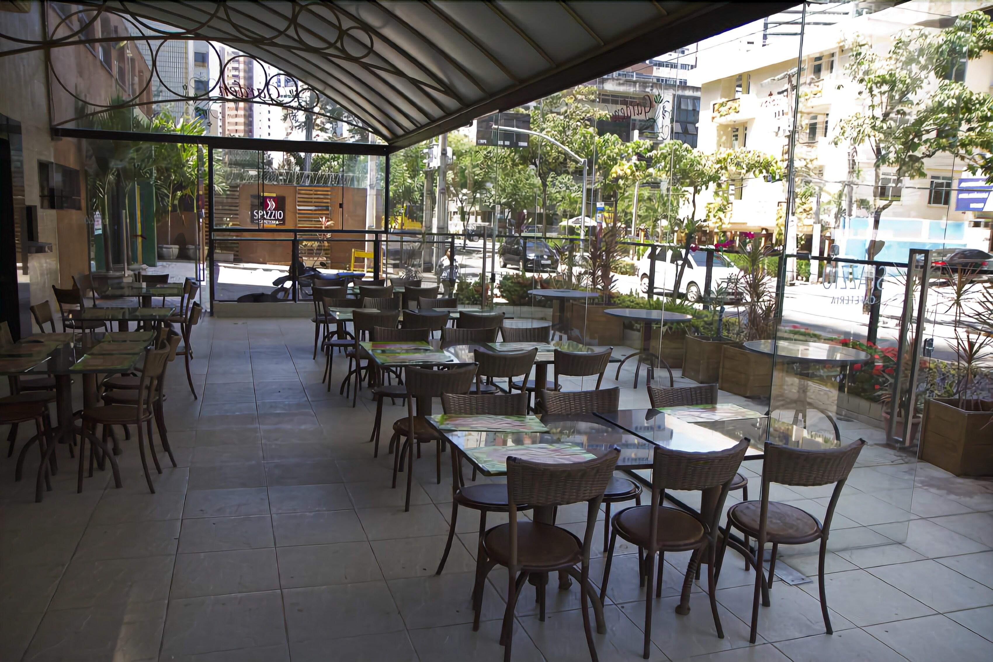 Hotel Spazzio 4*